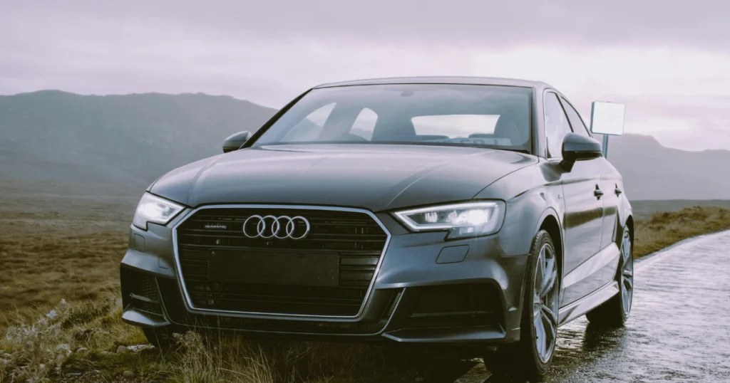 Audi A8: Assistência de Tráfego e Condução Inteligente