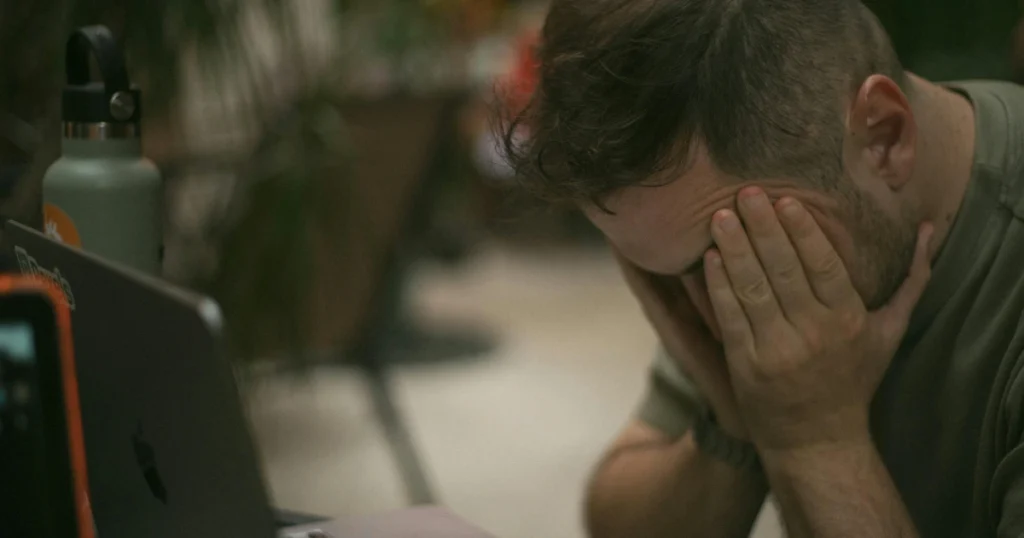 Como as Ligações Neurais Afetam a Saúde Mental